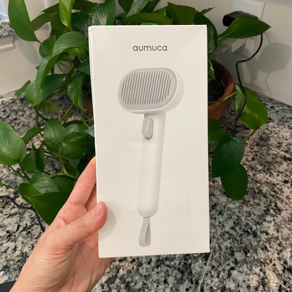 Aumuca Cat Self Cleaning Slicker Brush Cat Hair Brush
